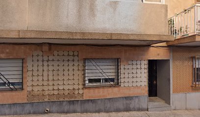 Cerrajería y Carpintería F Layu