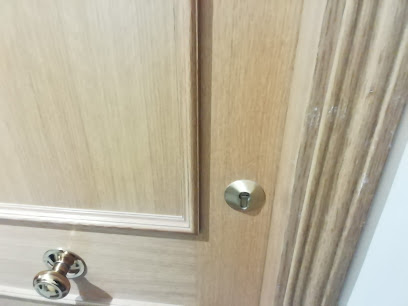 Cerrajeros Valladolid López 24 Horas — cerrajero en Valladolid