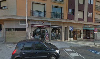 Diego Fariña — cerrajero en Baiona