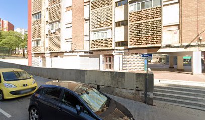 Flix — cerrajero en Barcelona